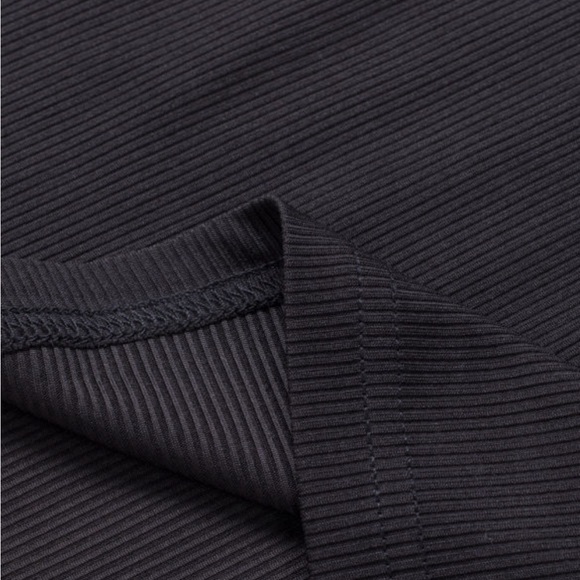 Black Ribbed Zipper Long Sleeved Top Size L or 2XL - Picture 7 of 7